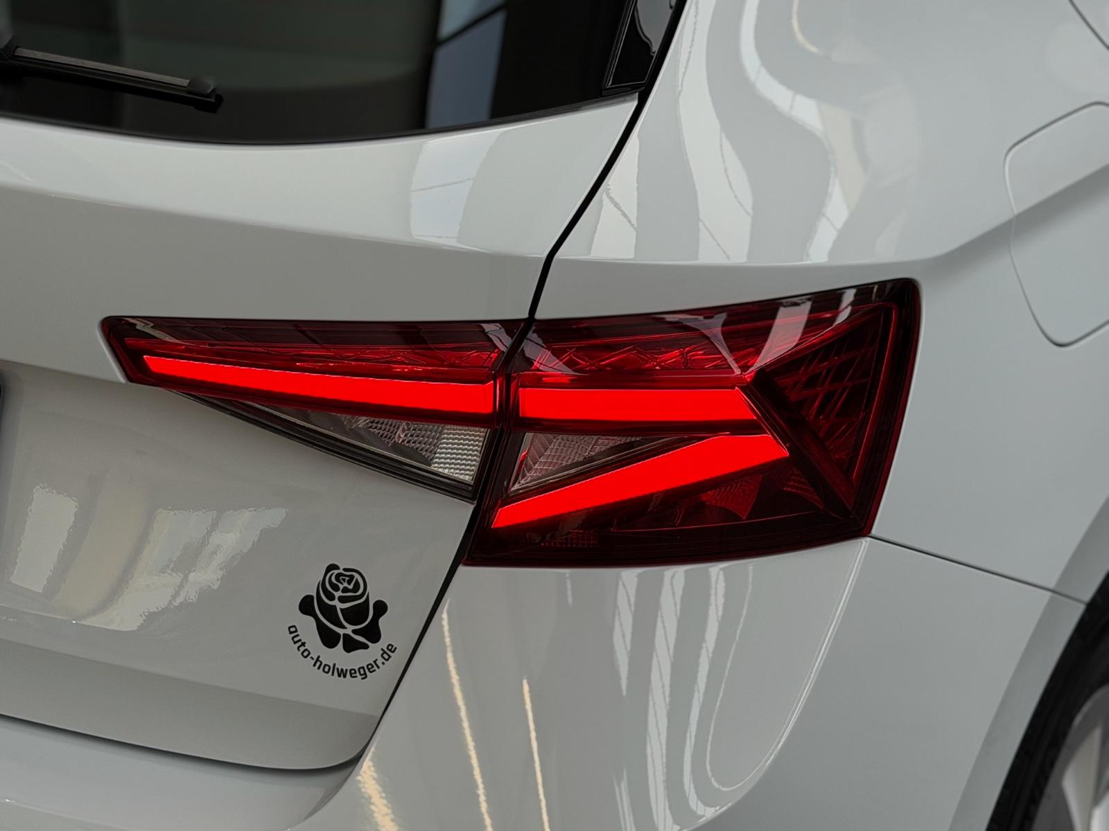 Skoda Fabia 1.0 Selection#5J.Gar#RFK#APP#PDC#LED