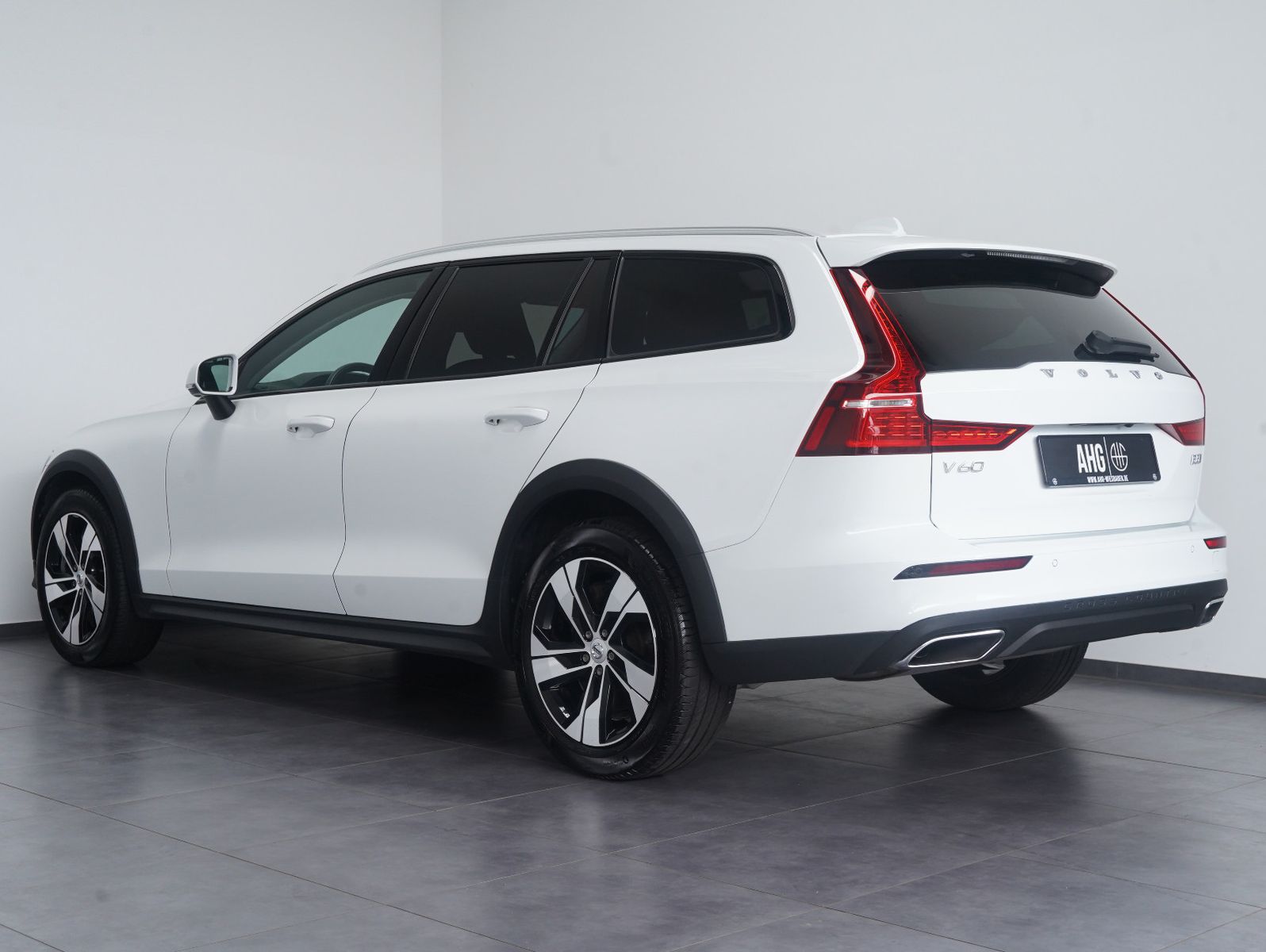 Volvo V60 Cross Country Pro B5 B AWD foto 3
