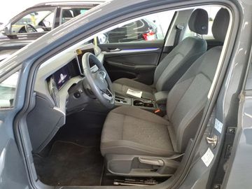 Volkswagen Golf - 11