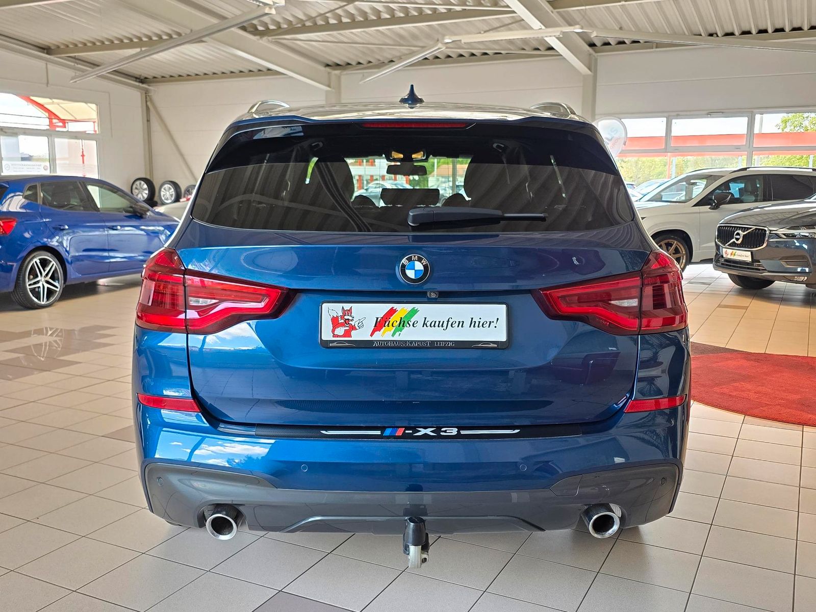 Fahrzeugabbildung BMW X3 xDrive 30i M Sport Shadow/HuD/Harman/StHz/Ahk