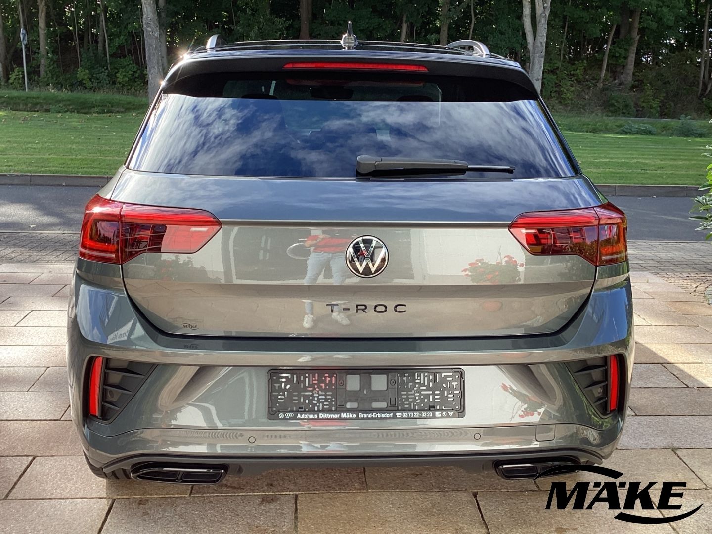 T-Roc R-Line 1.5 TSI DSG AHZV IQ.L ACC BLACK STD