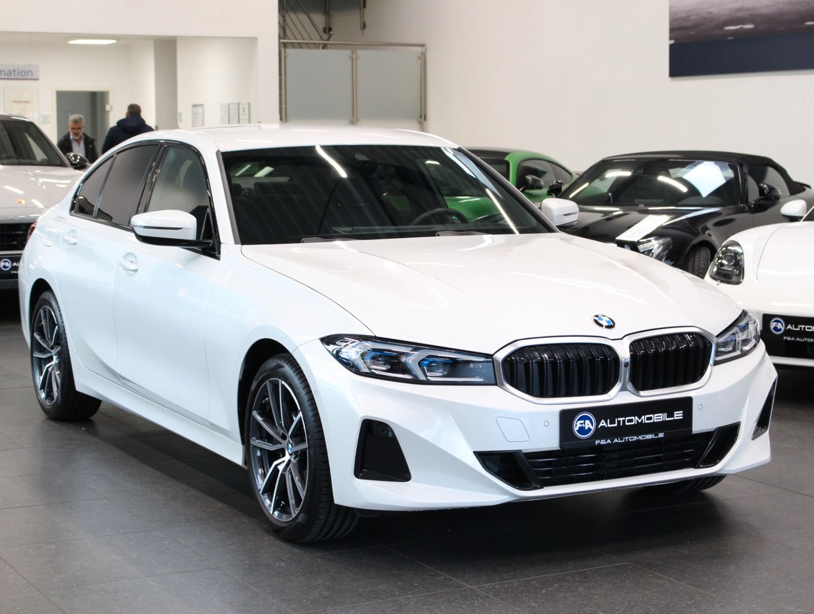 Fahrzeugabbildung BMW 320i LED*Standhzg*HUD*Memory*Harman Kardon