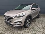 Hyundai Tucson 2.0l Premium 4WD LED AHK Leder Panodach - Hyundai Tucson Premium mit Diesel-Antrieb
