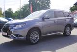 Mitsubishi Outlander 2.4 PHEV Spirit 4WD Sitzheizung Navi - Mitsubishi Outlander Gebrauchtwagen in Berlin