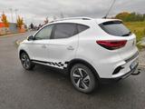 MG ZS EV 50,3 kWh Luxury mit Anhängerkupplung  - MG ZS in Bochum