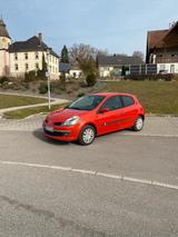 Renault Clio 3 Diesel 4-4,5L Sparsam TÜV n... - Renault Clio aus 2006 mit Diesel-Antrieb
