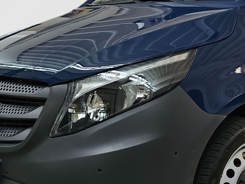 Fahrzeugabbildung Mercedes-Benz Vito 114 4x4 Kasten Lang Navi DAB Tempomat PTS