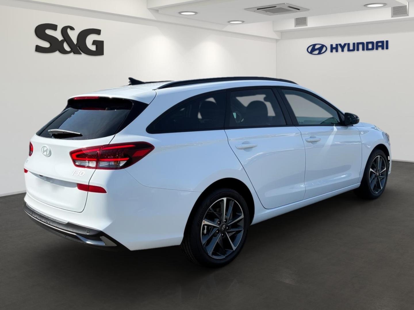 Hyundai i30 cw Trend AUTOMATIK*SITZHZG*KAMERA*DAB*CARPLA