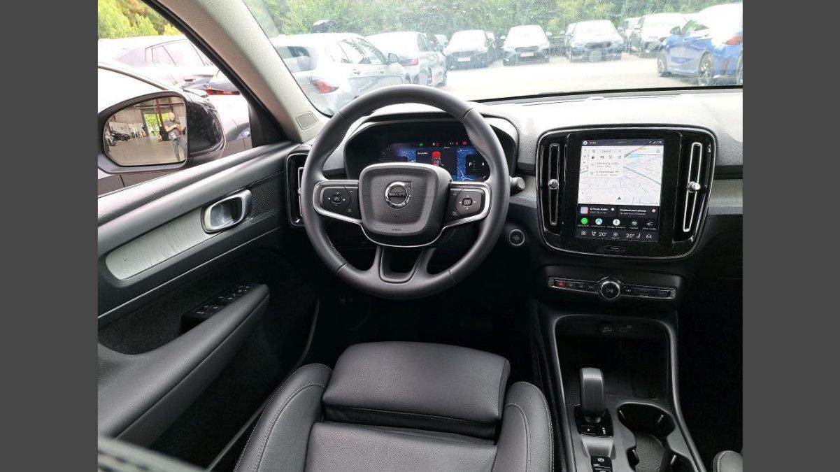 Volvo VOLVO Xc40 B3 Mild Hybrid Automatico Core imagem 2