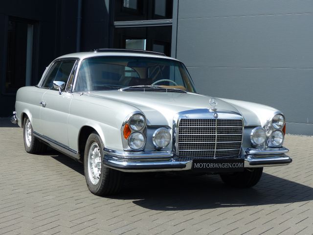 MERCEDES-BENZ 280 SE 3,5 COUPE W 111