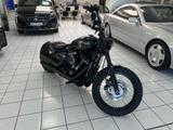 Harley-Davidson Softail Standard Bobber Style Custom Umbau J&H  - CHOPPER BOBBER
