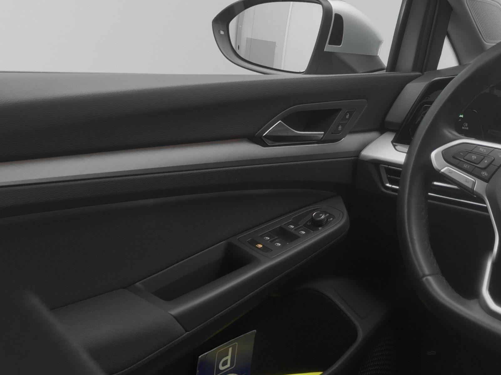 Volkswagen Golf VIII Life 2.0 TDI *Clima*SHZ*ab 199,-€*, миниатюра 12