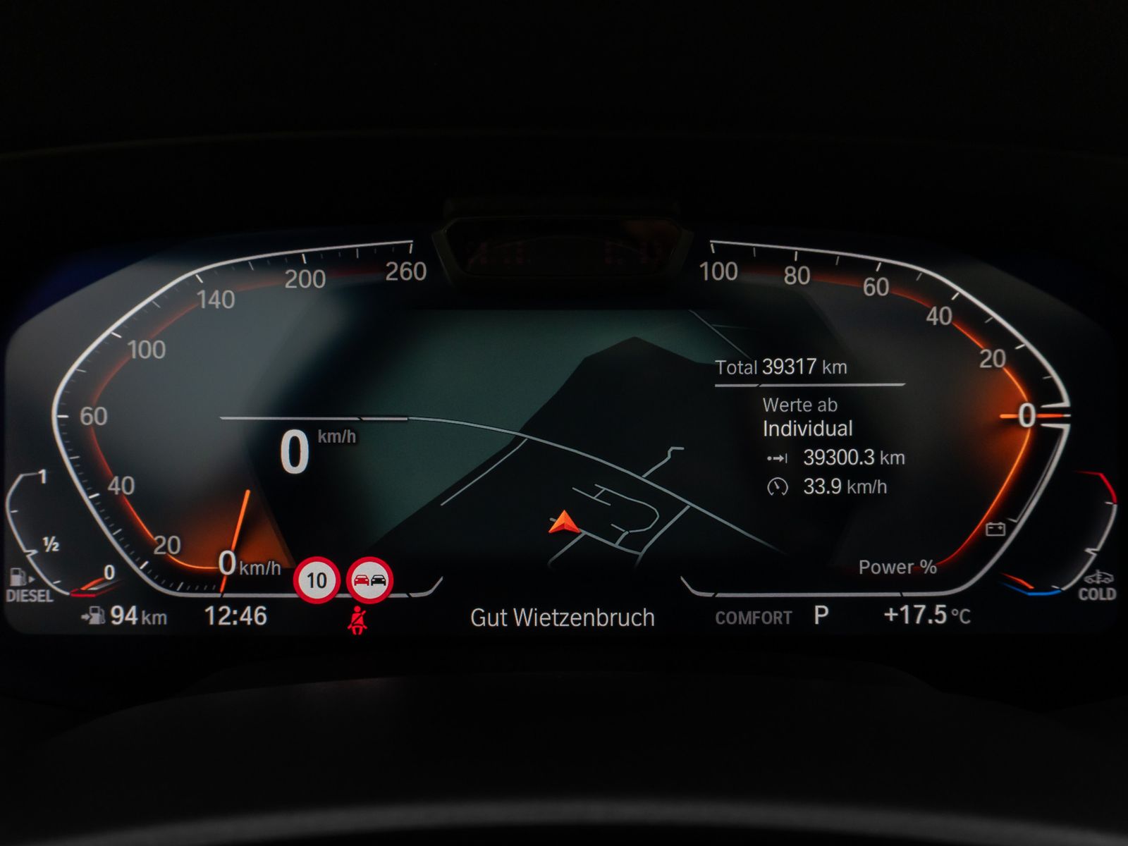 Fahrzeugabbildung BMW X5 xD30d M Sport Panorama Laser 360°HUD DAB H/K