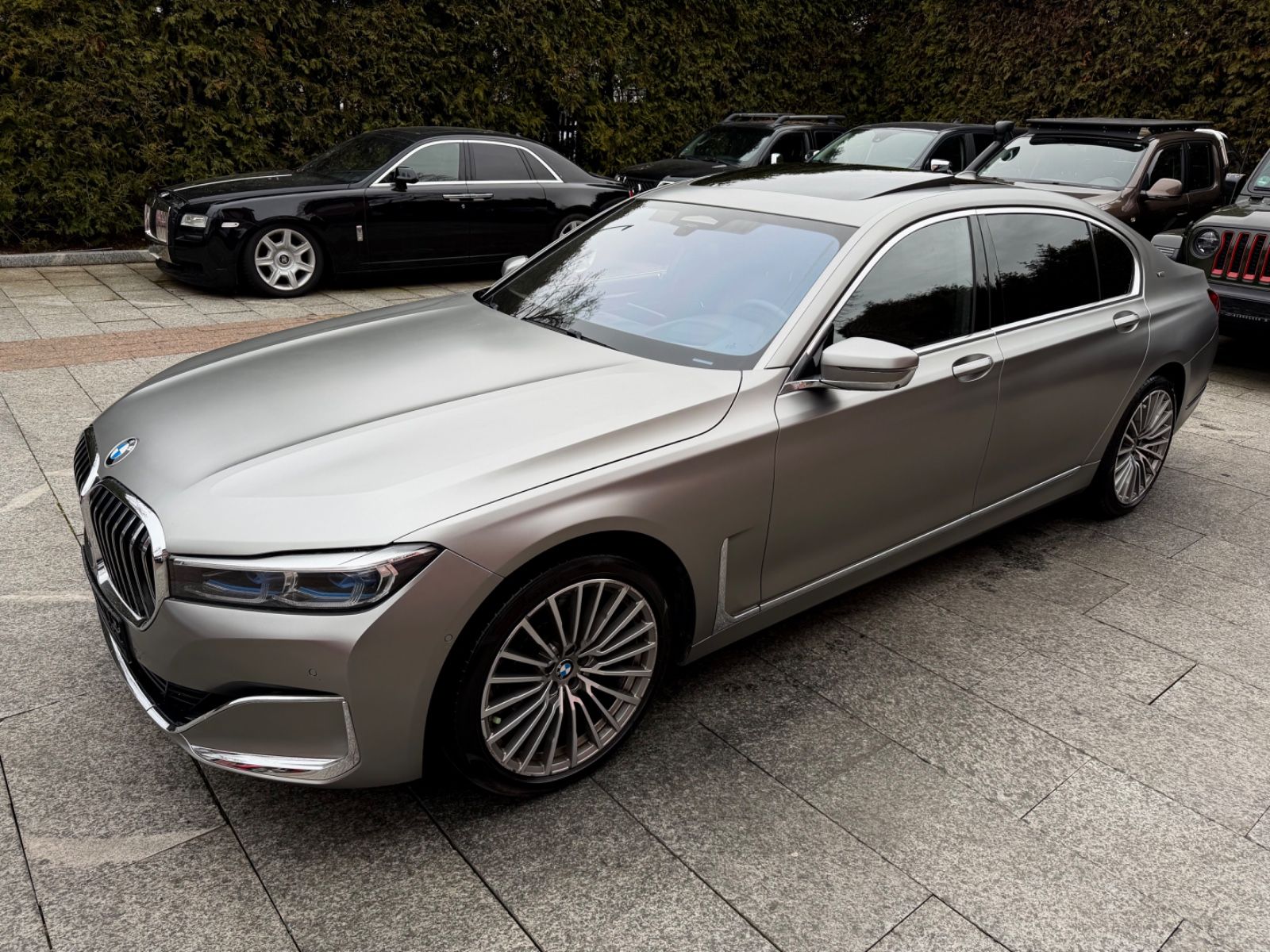 BMW M760 Li xDrive V12 Excellence *Frozen*Executive*
