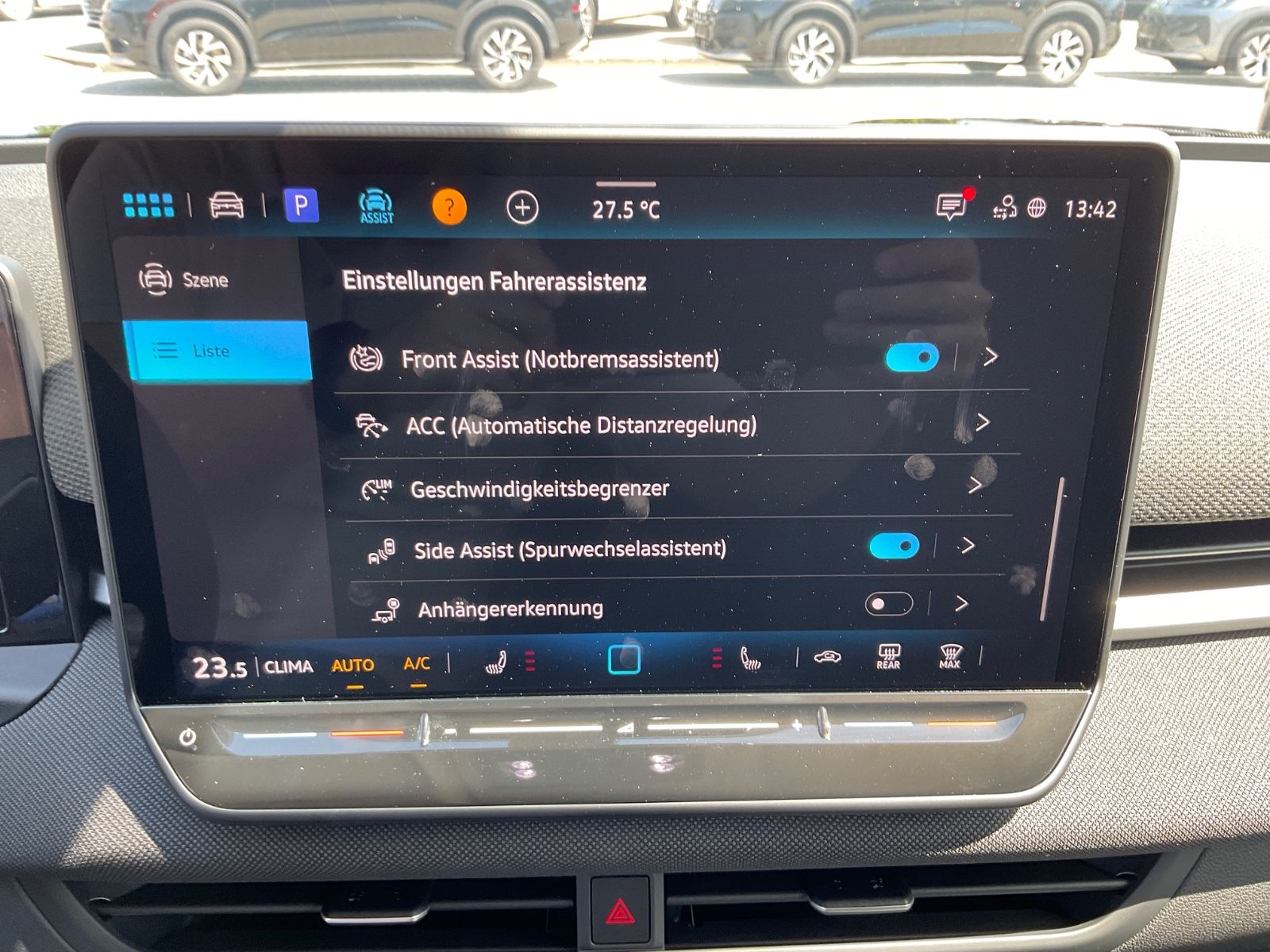 Fahrzeugabbildung Volkswagen T-Roc 1.5 eTSI DSG Kamera,AHK,5J Garantie,ACC