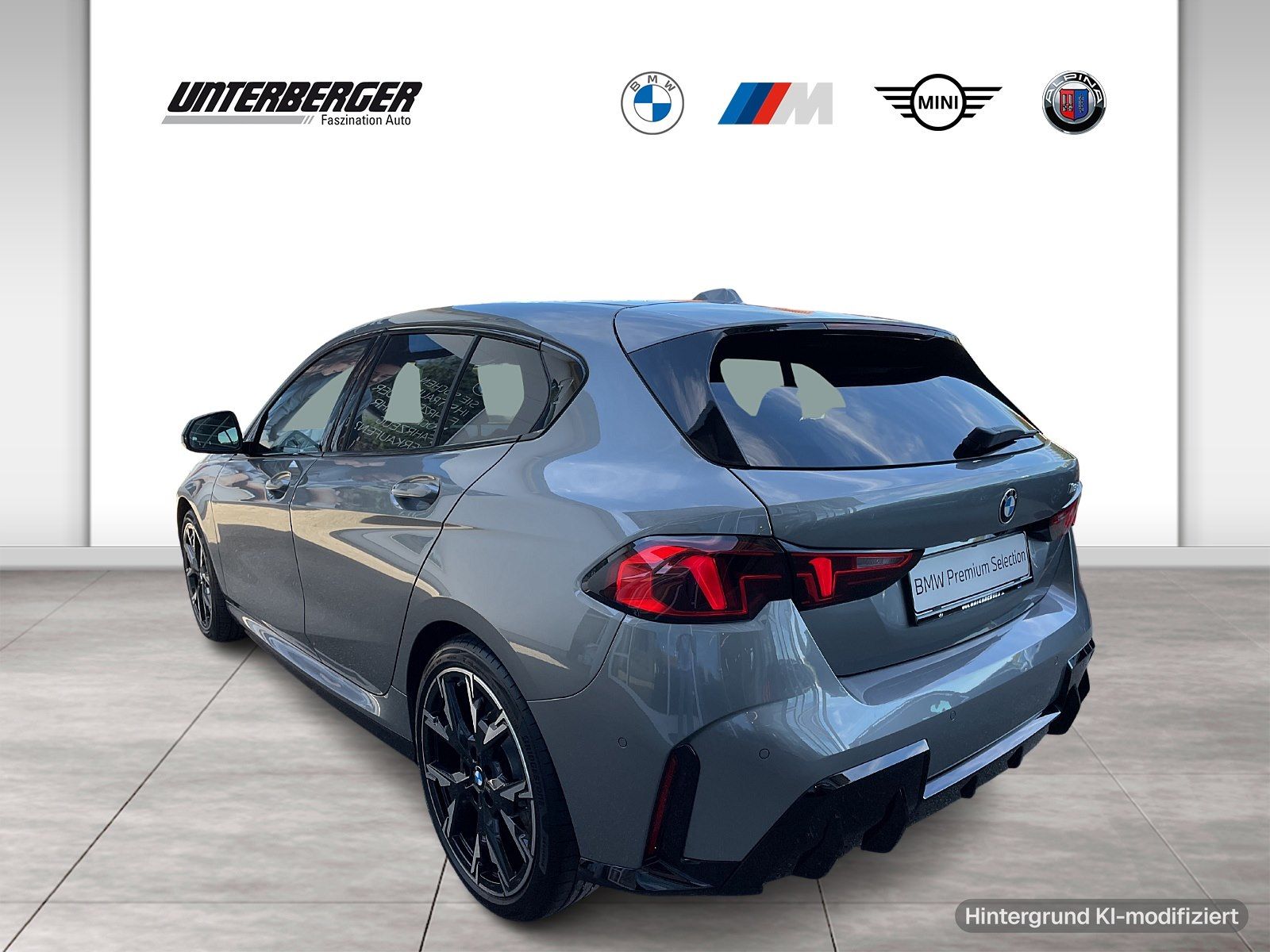 BMW 118d M Sportpaket-Adaptives M Fahrwerk-Driving A foto 4
