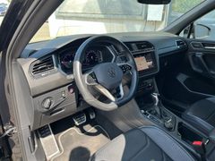 Fahrzeugabbildung Volkswagen Tiguan Allspace 2.0 TDI R-Line 4M LEDER PANO STH