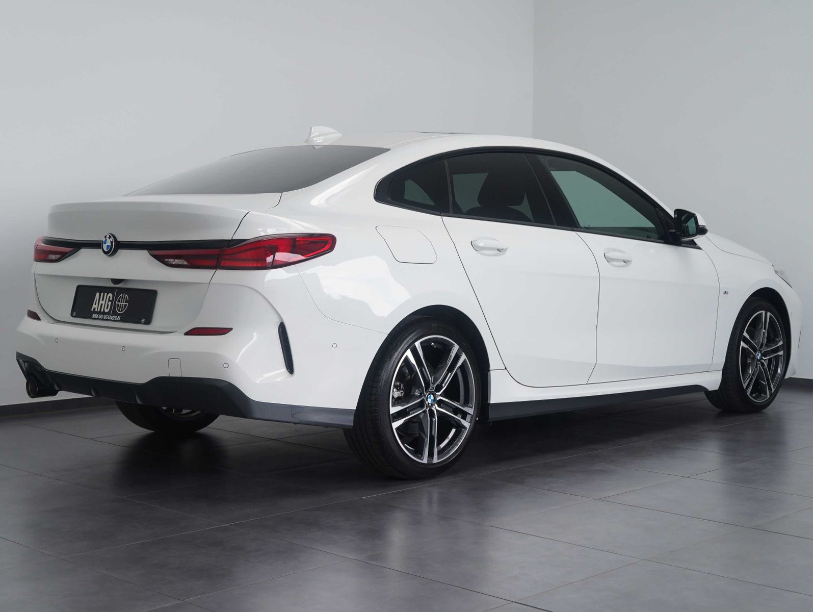 Fahrzeugabbildung BMW 218i Gran Coupé M Sport SHADOW/DAB/TRAVEL/PANO