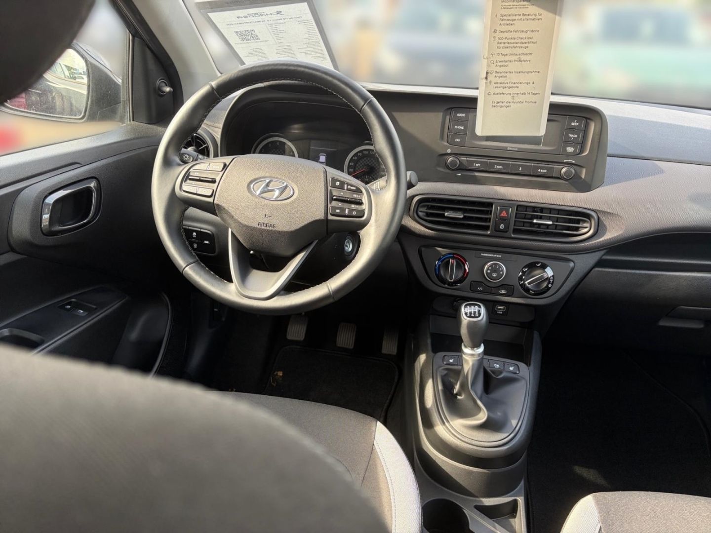 Fahrzeugabbildung Hyundai i10 Select 1.0 KLIMA+TEMPOMAT+PDC