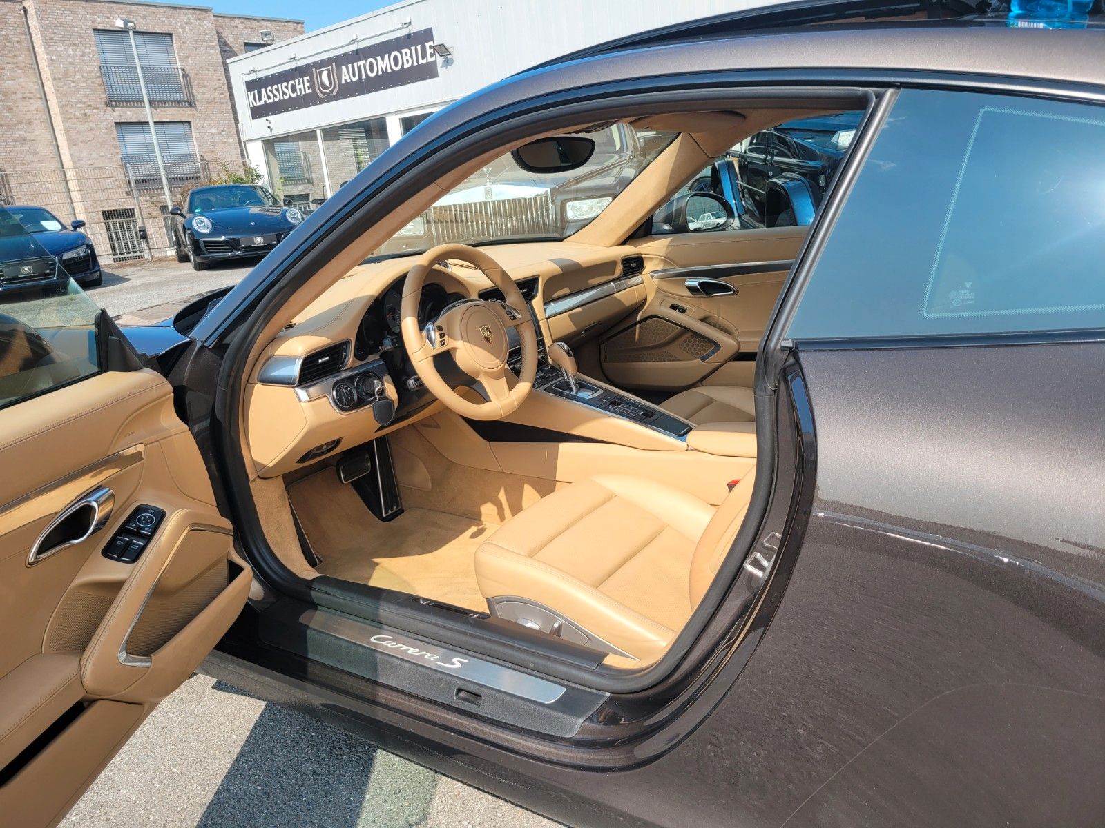 Fahrzeugabbildung Porsche 991 Carrera S/Chrono/Abstand/Pan./PASM