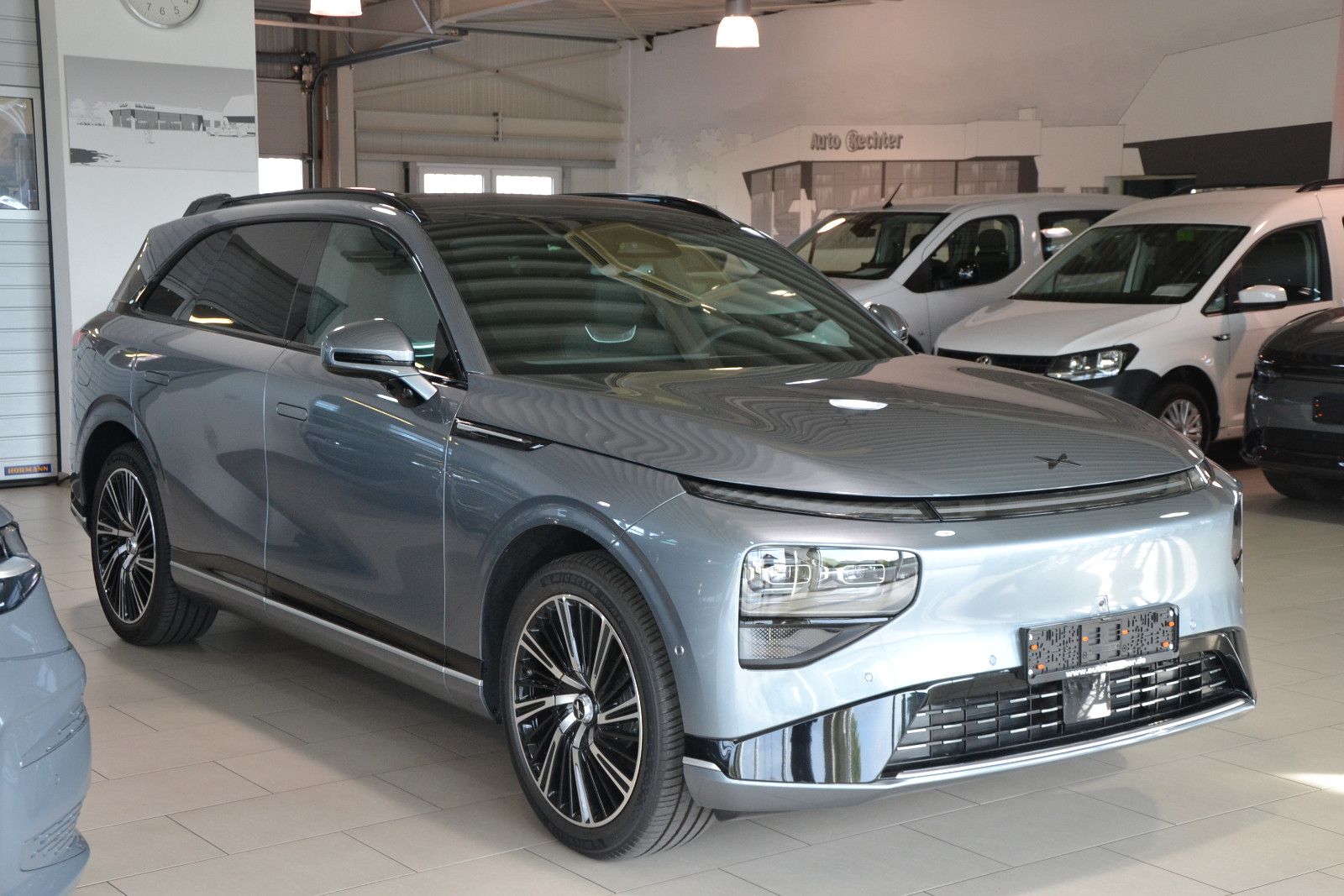 XPENG G9