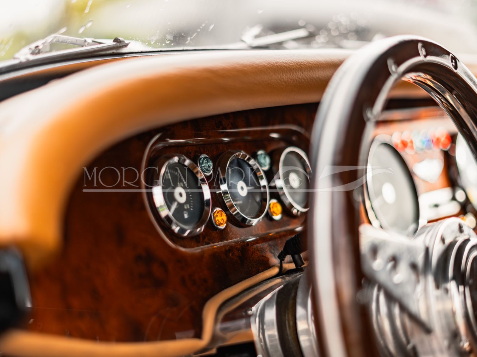 Fahrzeugabbildung Morgan Plus 4    mit außerordentlicher Ausstattung