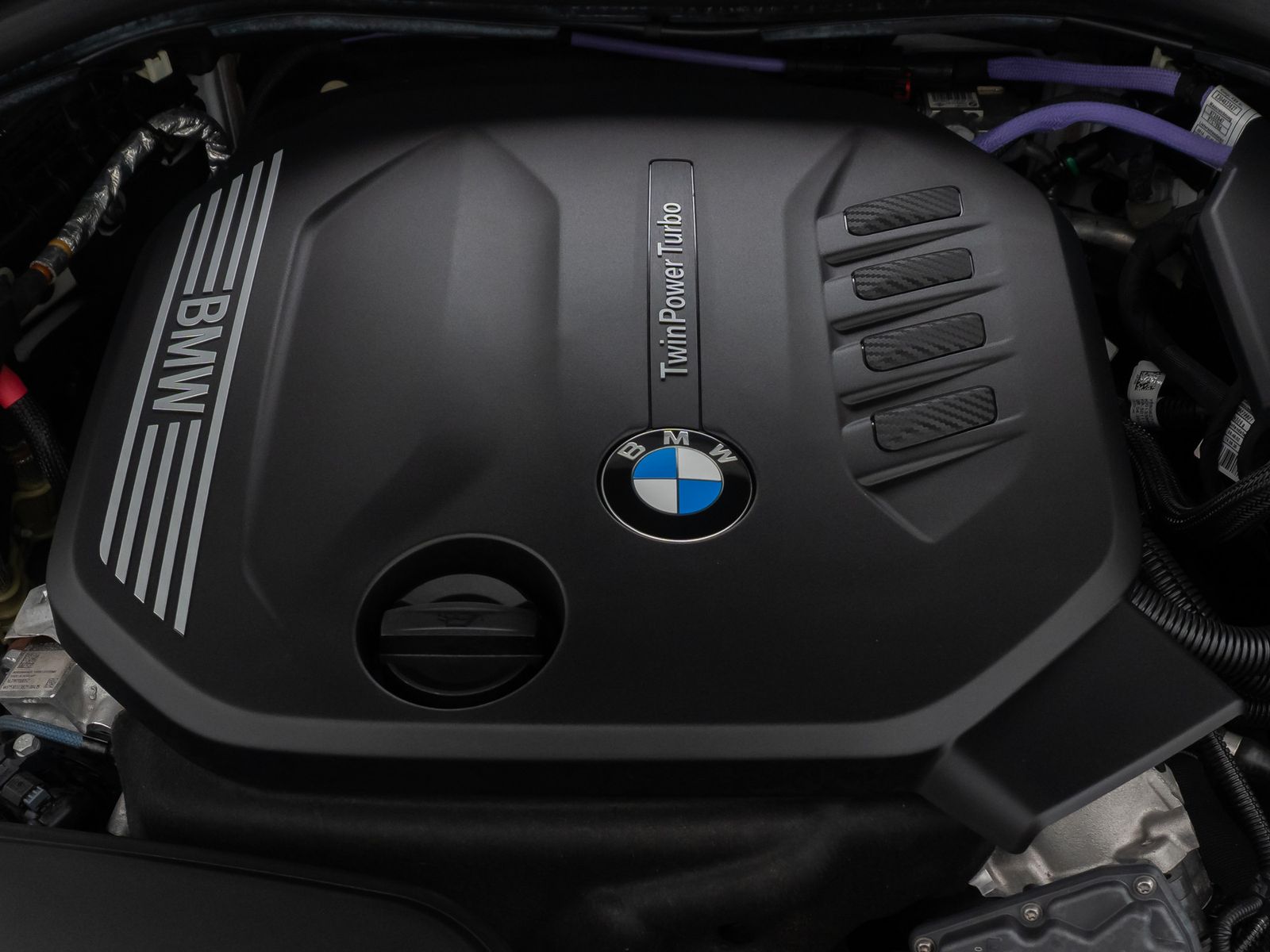 Fahrzeugabbildung BMW 520d Alarm AHK CockpitPlus Stop&go Kamera DAB