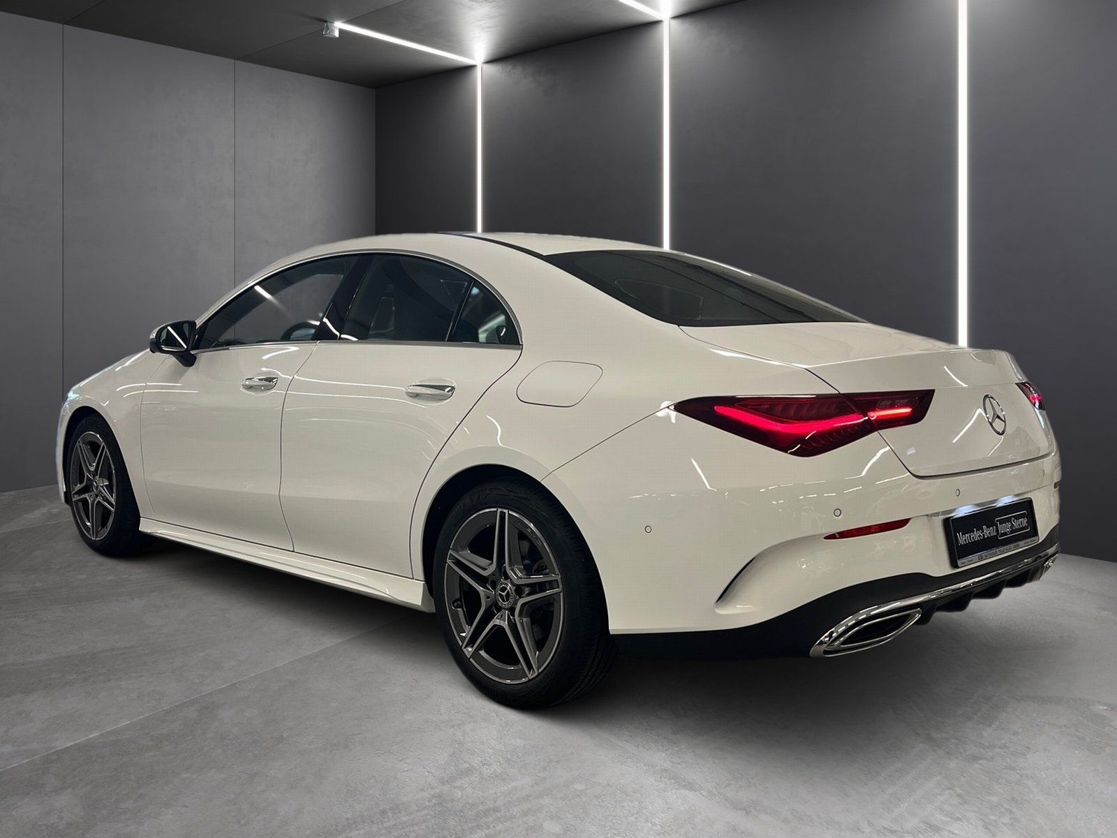 Fahrzeugabbildung Mercedes-Benz CLA 200 AMG Plus*HUD*Pano*360°*MultiBeam*Memory*