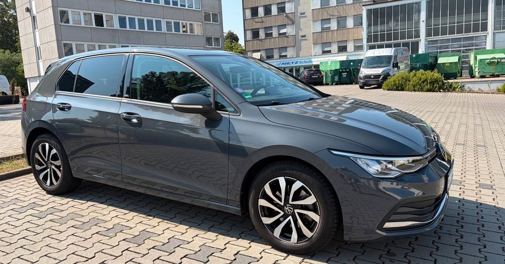 Image of Volkswagen Golf