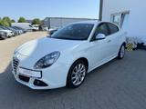 Alfa Romeo Giulietta Turismo - Alfa Romeo Giulietta: Limousine