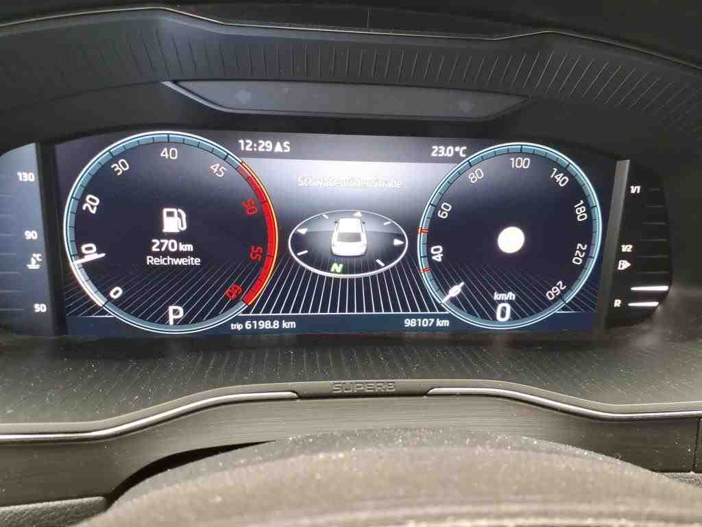 Skoda Superb - Bild 3