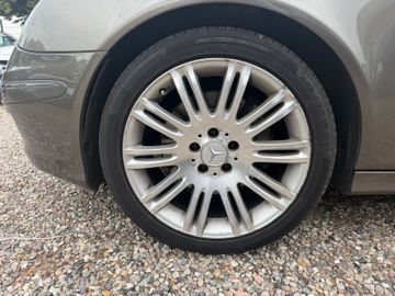 Mercedes E 280 - 10