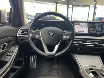 BMW 320 - 11