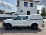 Toyota Hilux Double Cab 4x4 - Toyota Hilux: Geländewagen