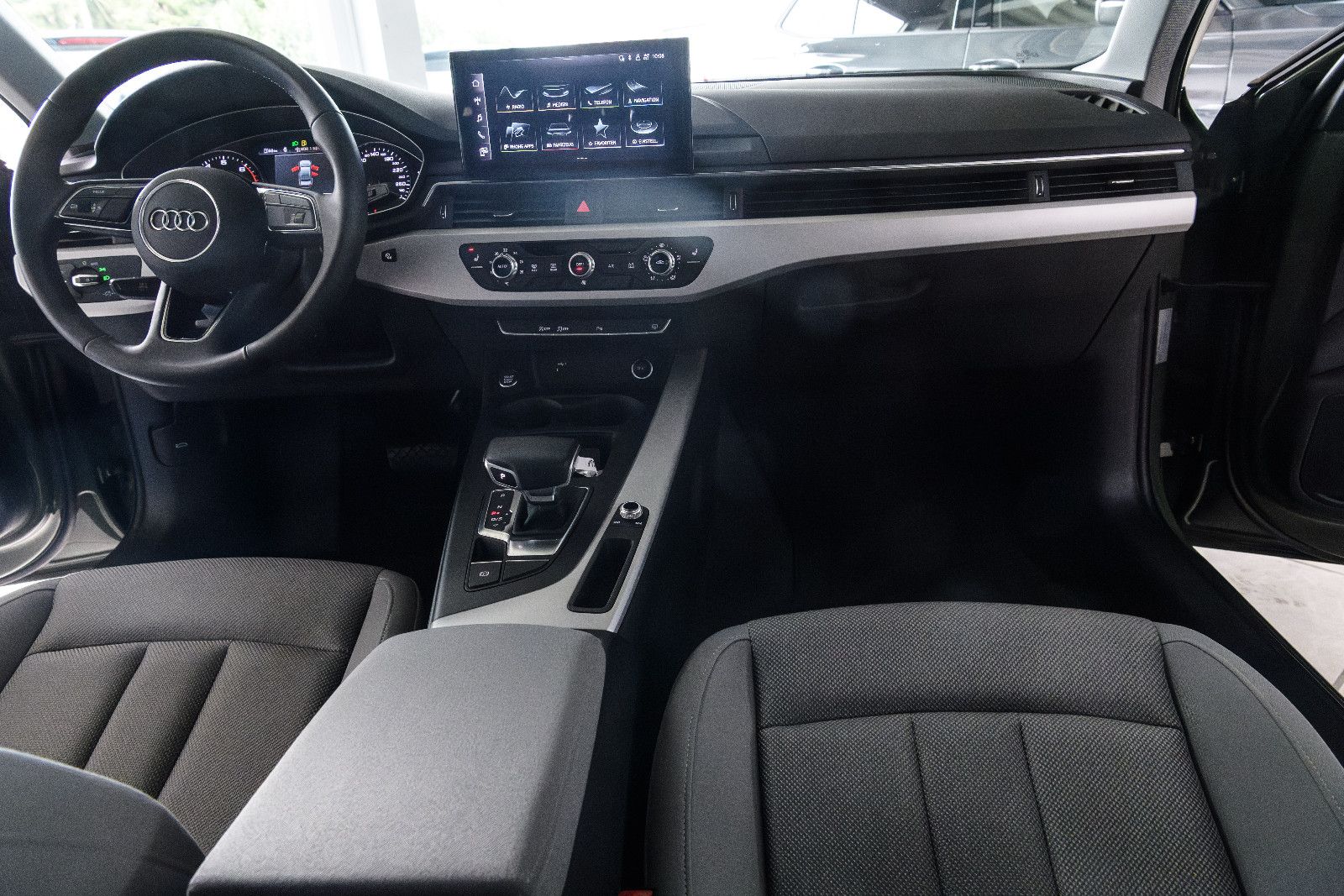 Fahrzeugabbildung Audi A4 Lim. 35 TFSI S-tronic+SHZ+elektr Sitze