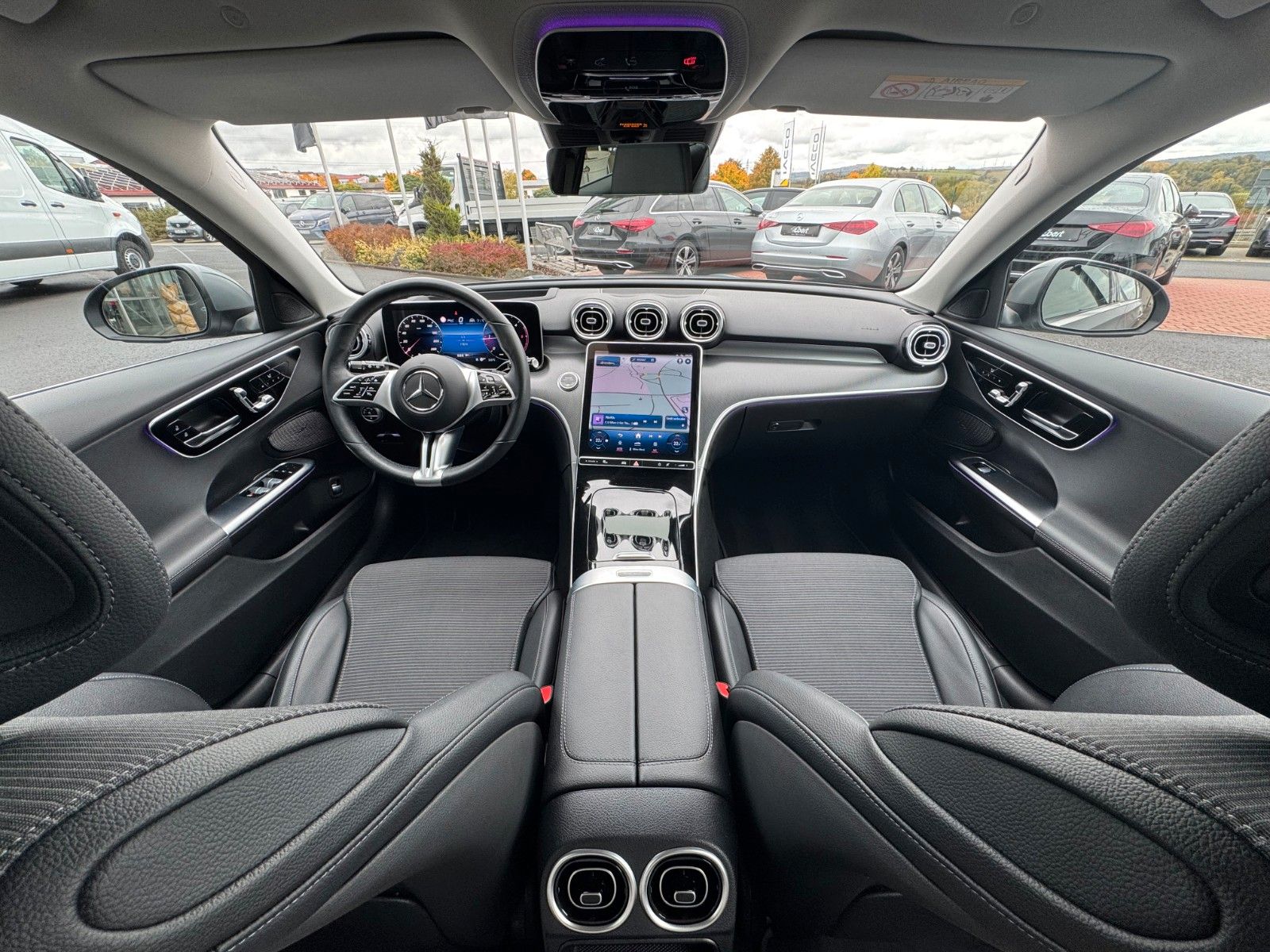 Fahrzeugabbildung Mercedes-Benz C 220 d T AVANTGARDE AHK+Memory+HUD+Distr+Keyles