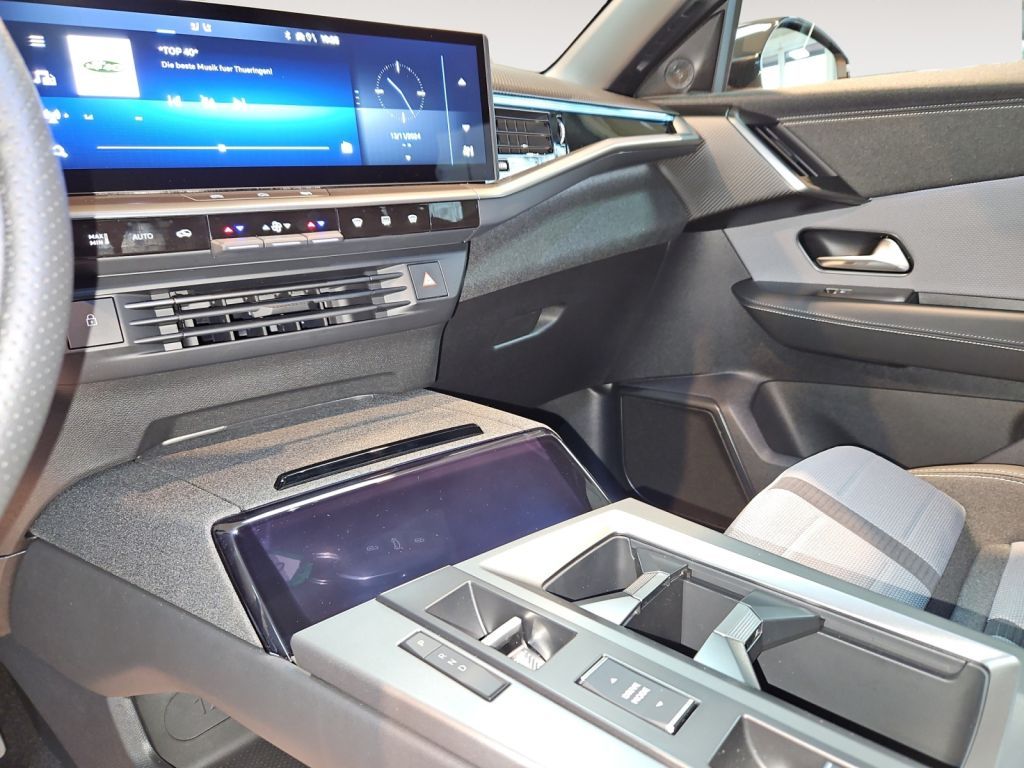 Fahrzeugabbildung Opel Grandland Electric 73kWh GS Automatik 20 Zoll