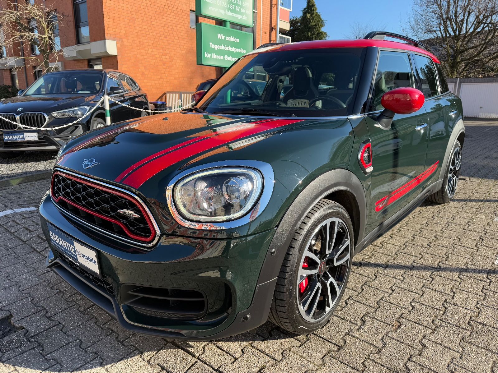 Fahrzeugabbildung MINI John Cooper Works Countryman HD UP PANO R. GREEN