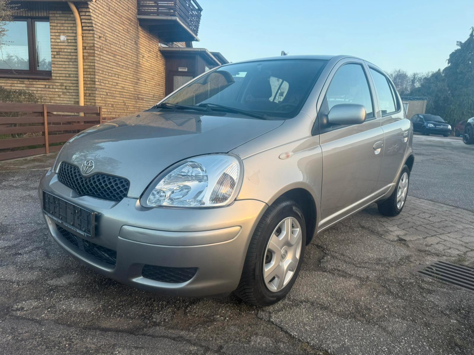 Toyota Yaris 1.0 Sol TÜV*=NEU*