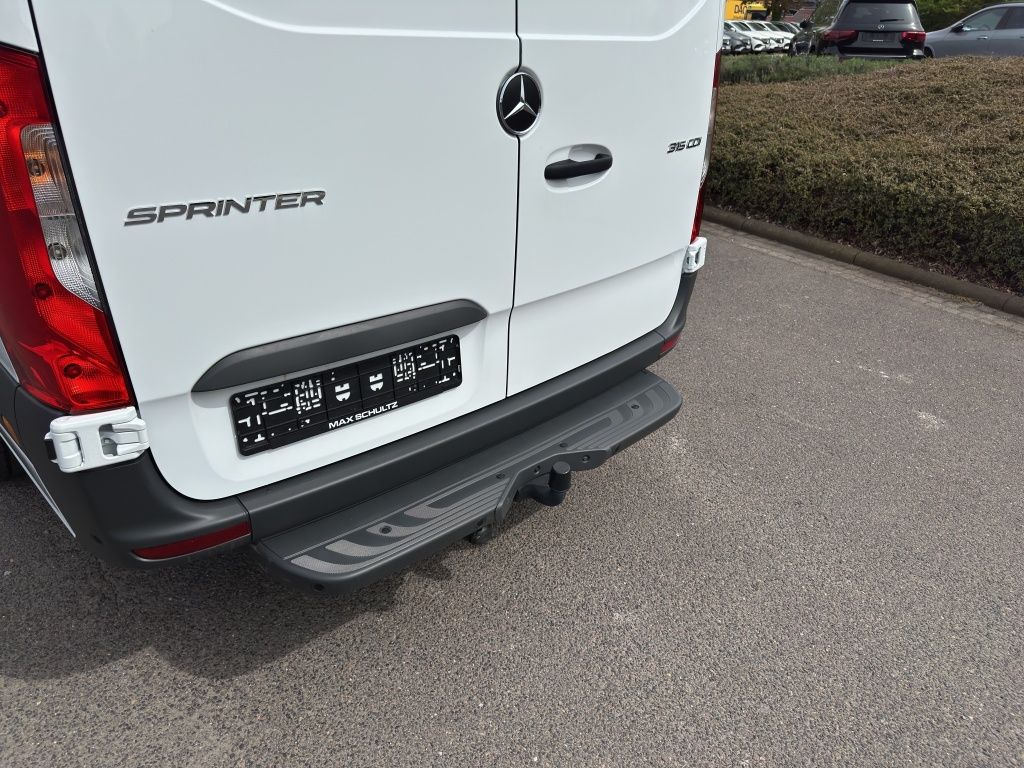 Fahrzeugabbildung Mercedes-Benz Sprinter 315 CDI Kasten PRO Hochdach Lang AHK
