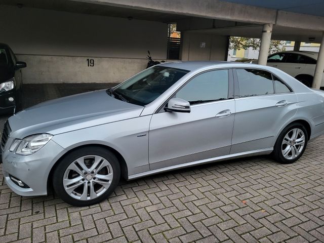 Mercedes-Benz E 250 CDI BlueEFFICIENCY AVANTGARDE AVANTGARDE