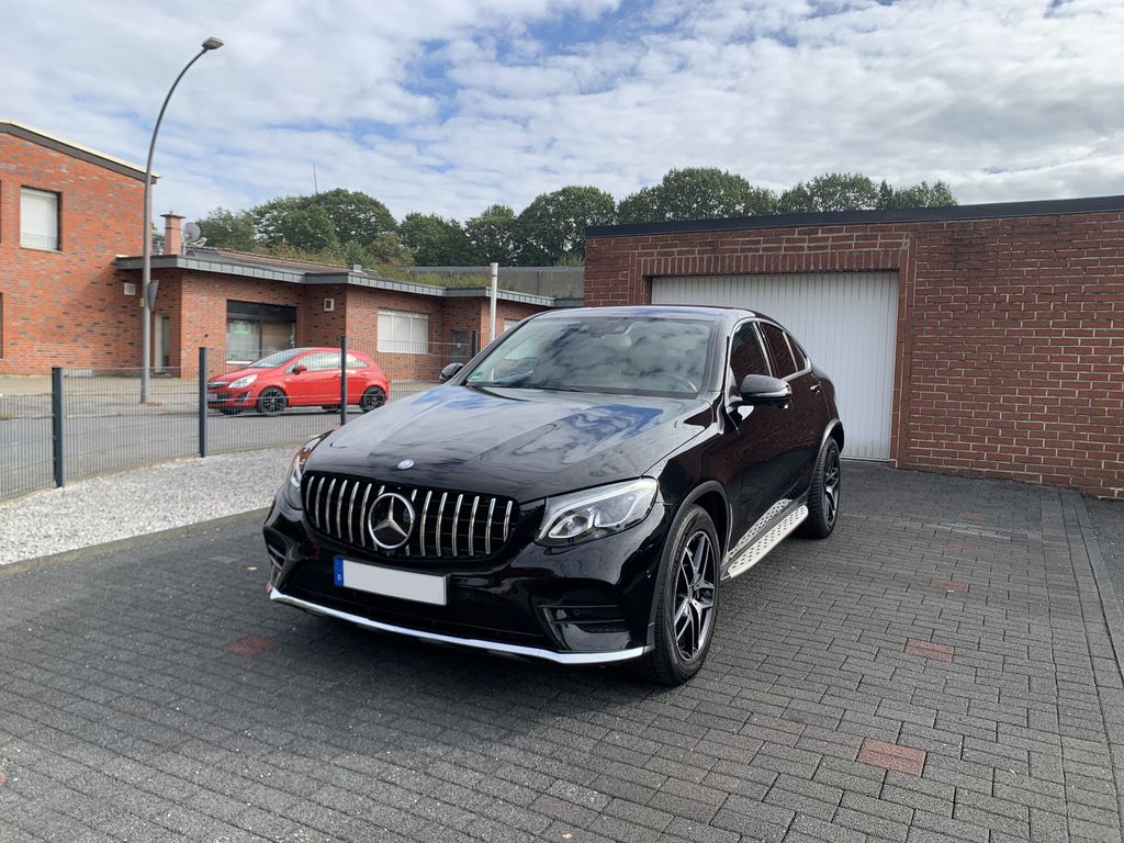 Image of Mercedes-Benz GLC 250