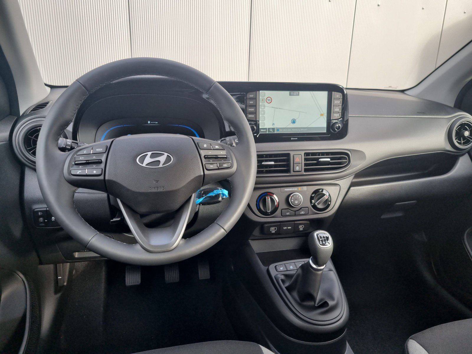 Fahrzeugabbildung Hyundai i10 1.0 AUTOMATIK TREND NAVI
