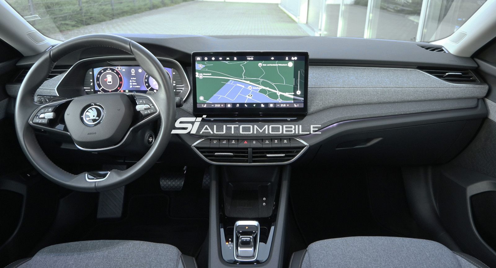 Fahrzeugabbildung SKODA Octavia 2.0 TDI DSG Combi°AHK°KOMF.PAK°STANDHEIZ