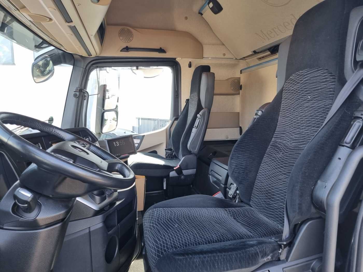 Fahrzeugabbildung Mercedes-Benz Actros 1851 LS Retarder Standklima BigSpace PPC