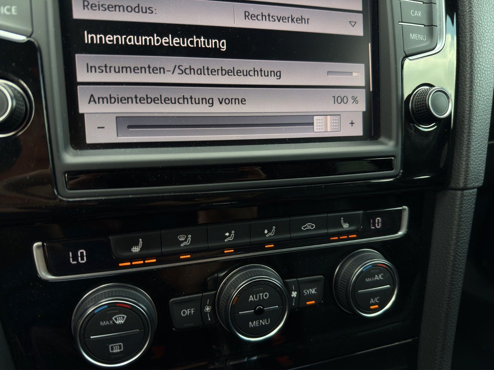 Fahrzeugabbildung Volkswagen Golf VII Variant R ABT *DYNAUDIO*DCC*RFK*Massage
