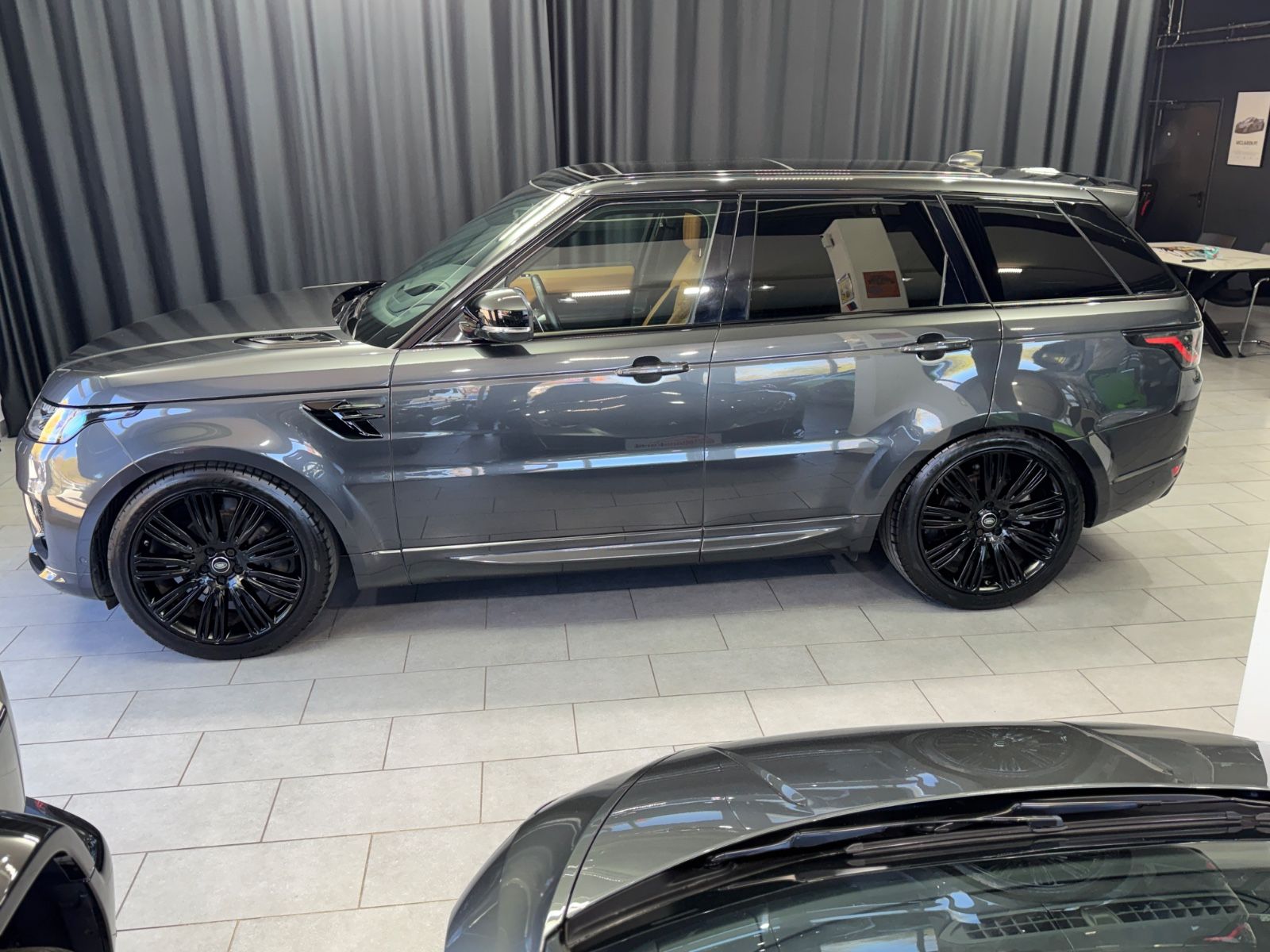 Fahrzeugabbildung Land Rover Range Rover Sport HSE Dynamic|MERIDIAN|360°|HuD