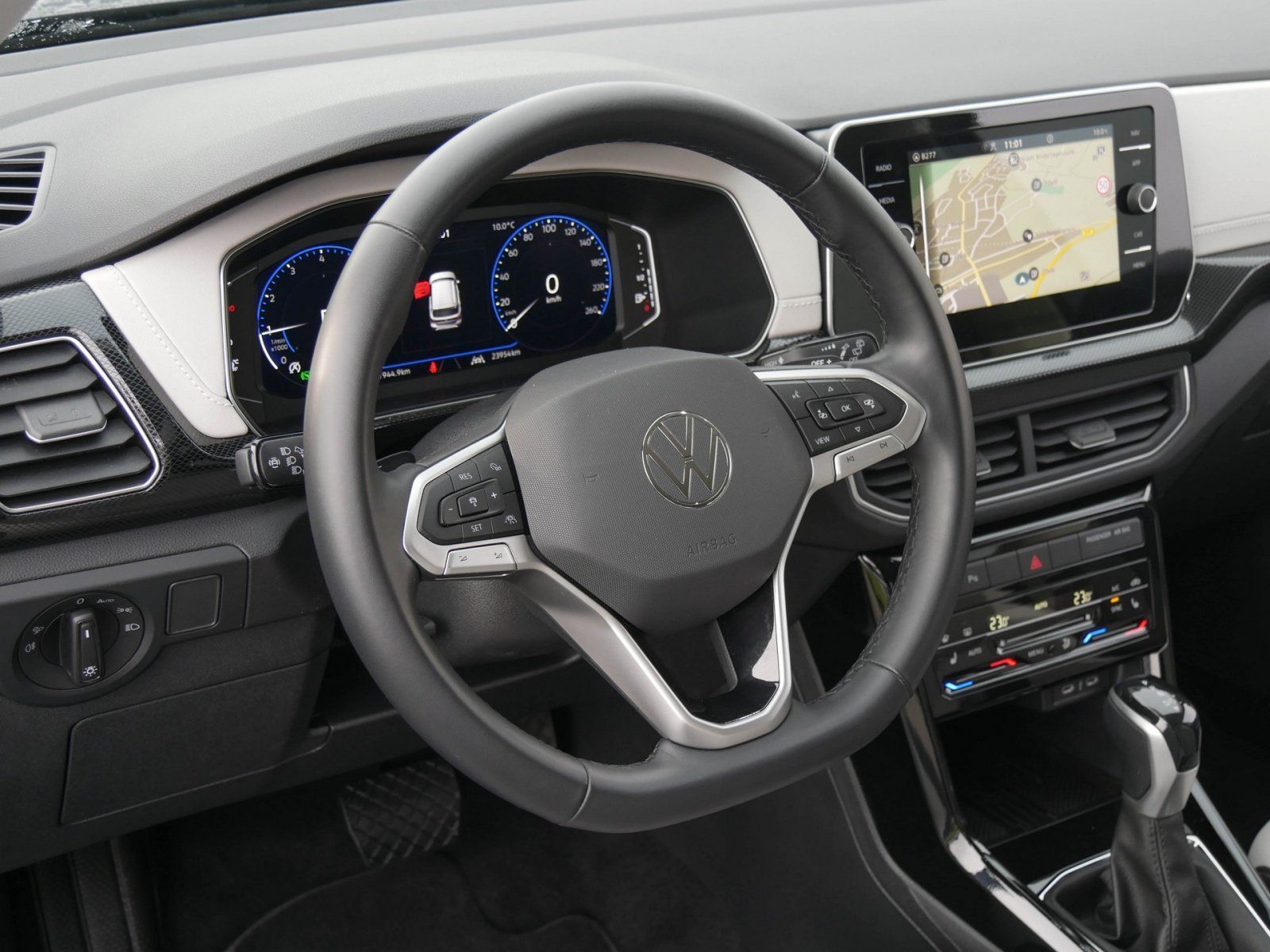 Volkswagen T-Cross - Bild 11