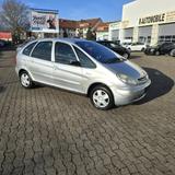 Citroën Xsara Picasso 1.6i TÜV 1.2028 KLIMAAUTOMATIK - gebrauchte Citroën Xsara Picasso aus dem Jahr 2003