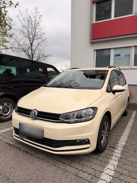 Image of Volkswagen Touran